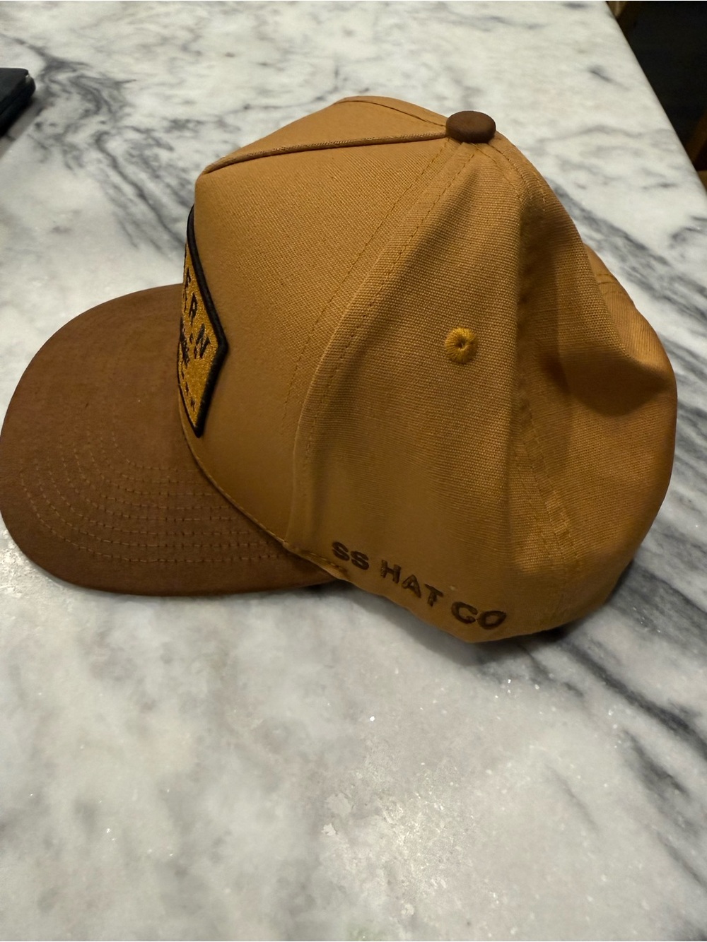 Southern String Hat Co. Golden Tan Hat and Razor - Picture 3 of 8